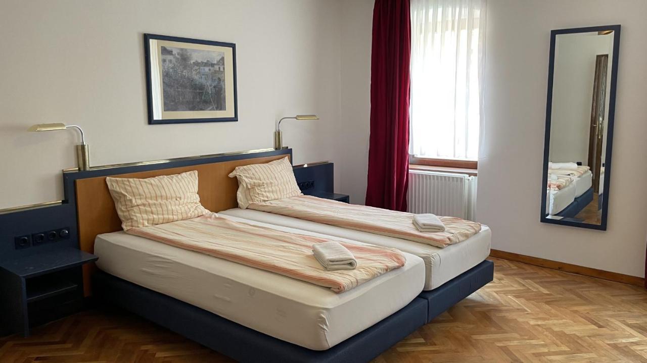 Z House Apartment Sibiu Luaran gambar