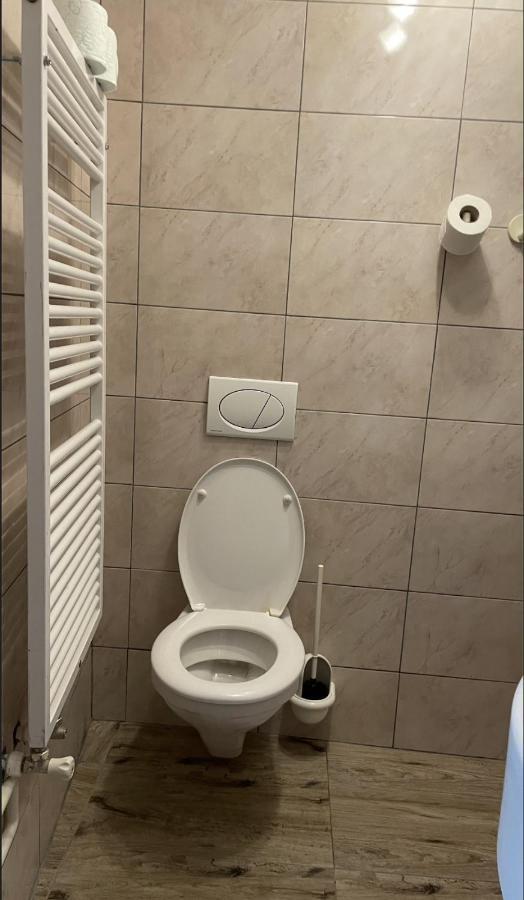 Z House Apartment Sibiu Luaran gambar