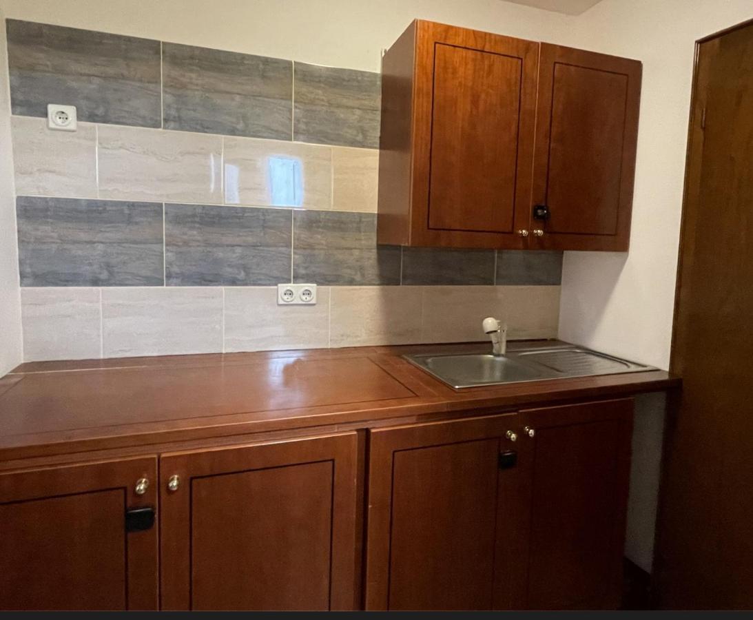 Z House Apartment Sibiu Luaran gambar