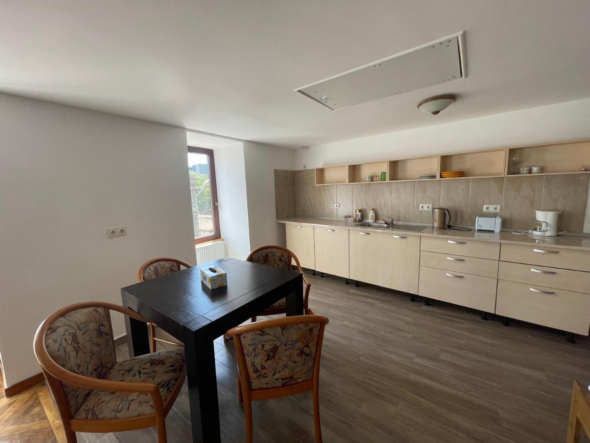 Z House Apartment Sibiu Luaran gambar